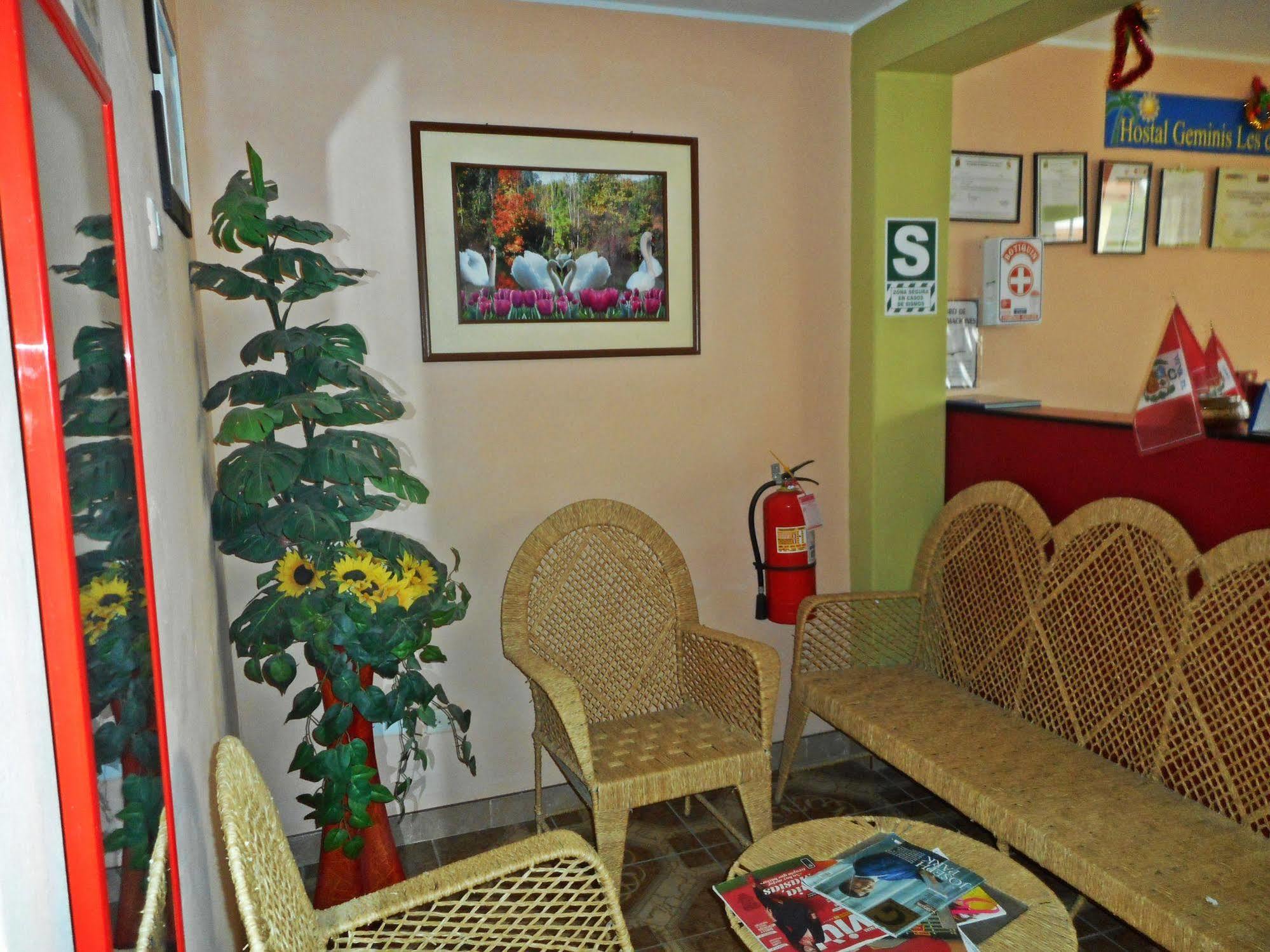 Hostal Geminis San Juan Bautista Exteriér fotografie