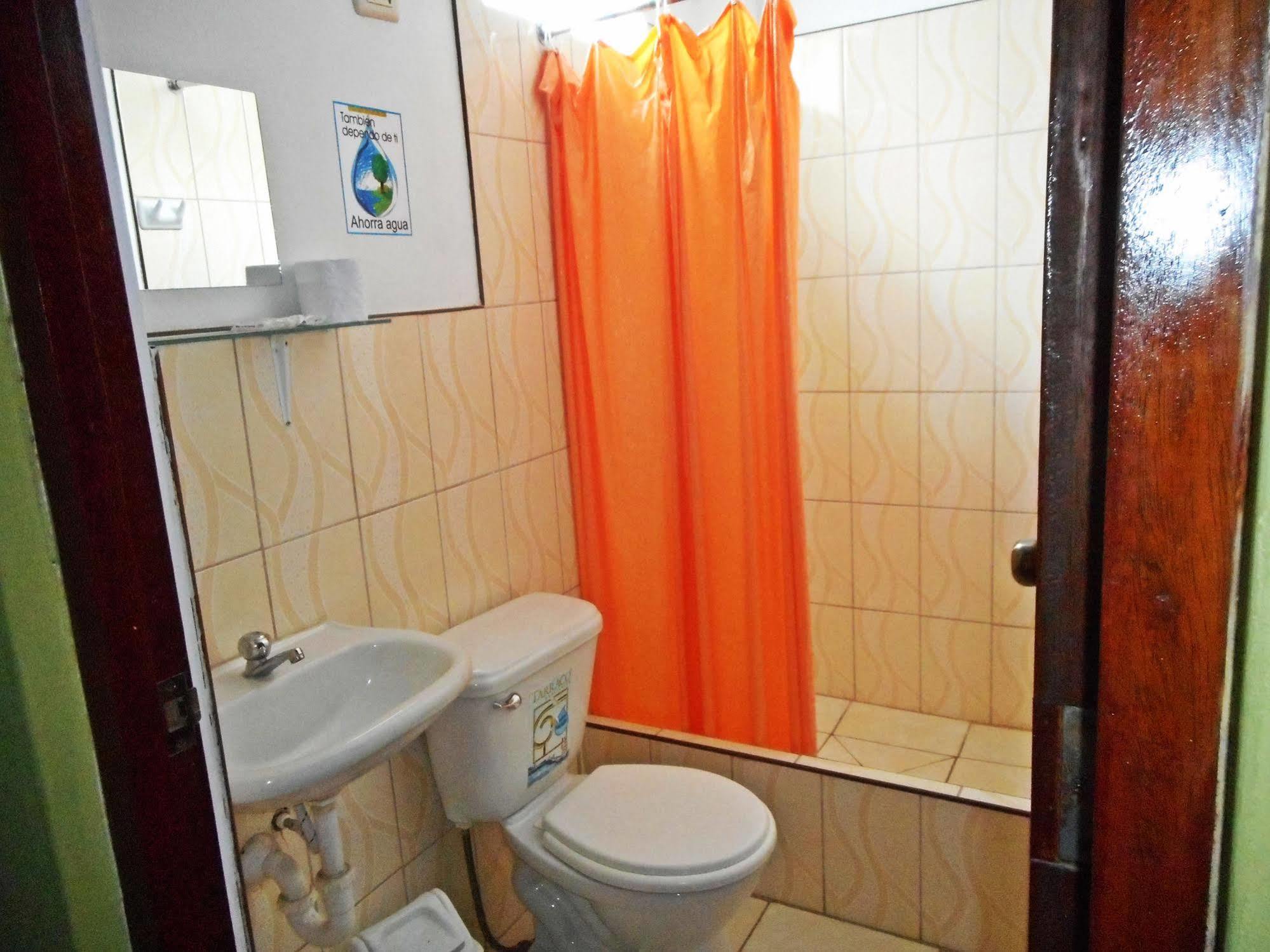 Hostal Geminis San Juan Bautista Exteriér fotografie