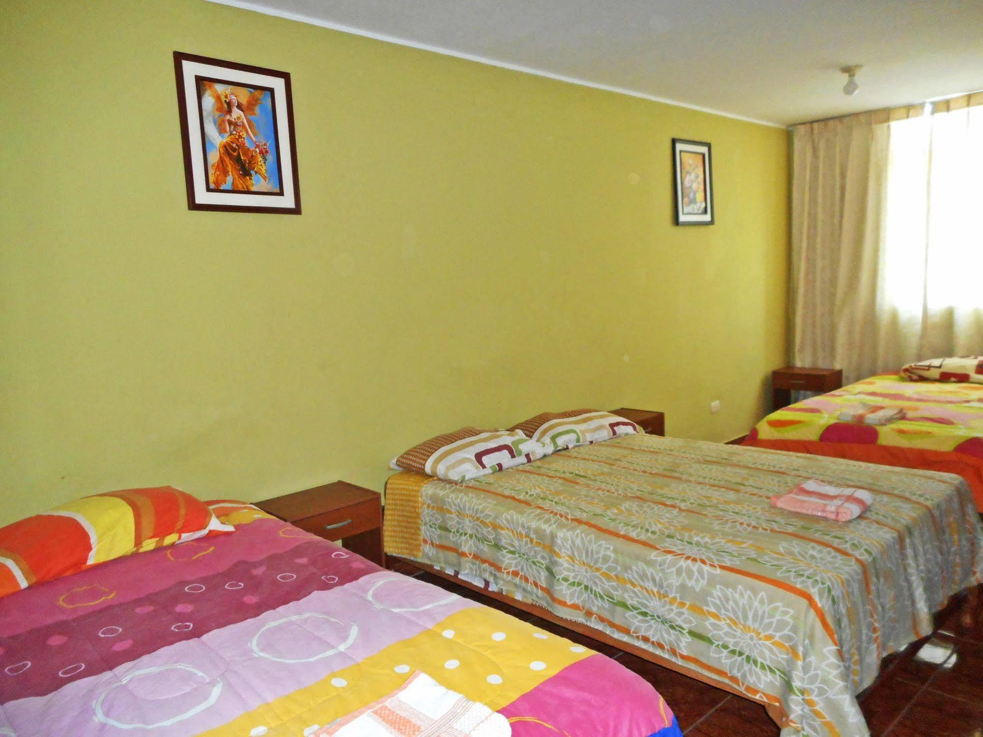 Hostal Geminis San Juan Bautista Exteriér fotografie