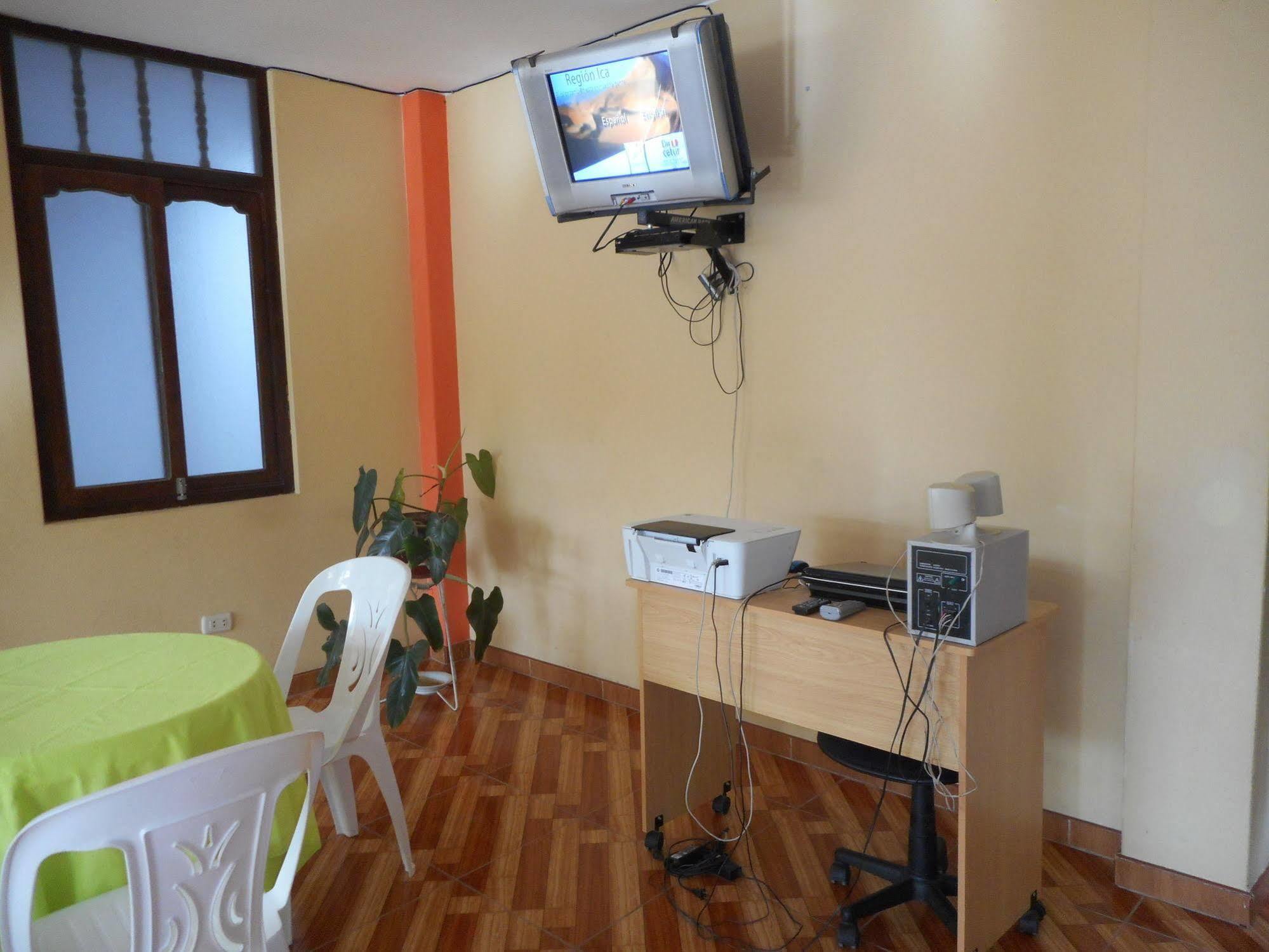 Hostal Geminis San Juan Bautista Exteriér fotografie